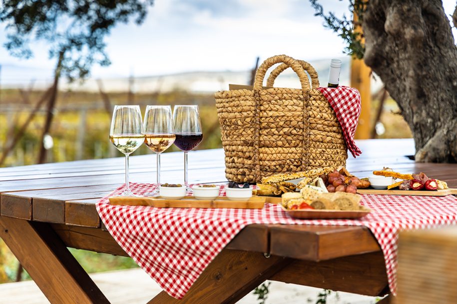 Best wineries in Heraklion. Crete Wine tour. Crete Winery tour.